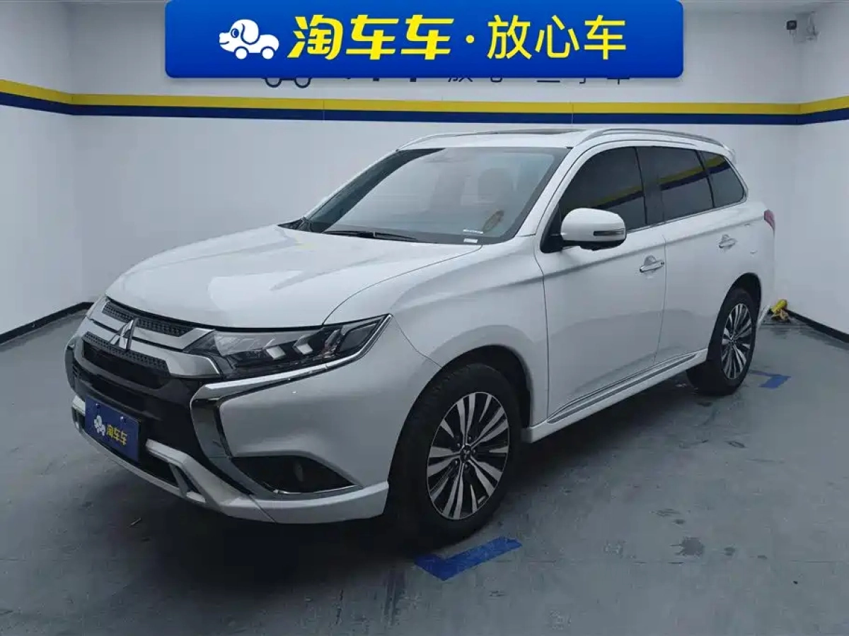 MITSUBISHI OUTLANDER  2022