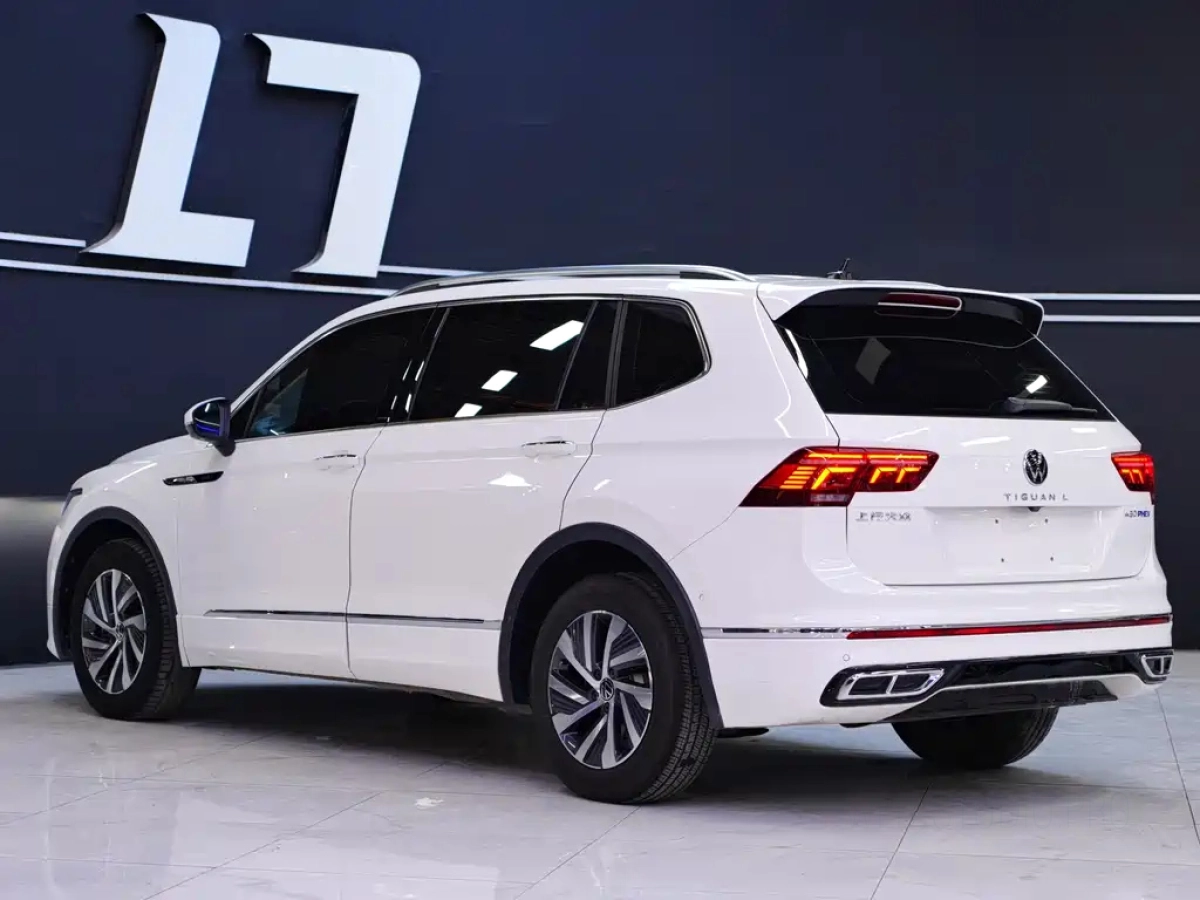 VOLKSWAGEN TIGUAN L NEW ENERGY