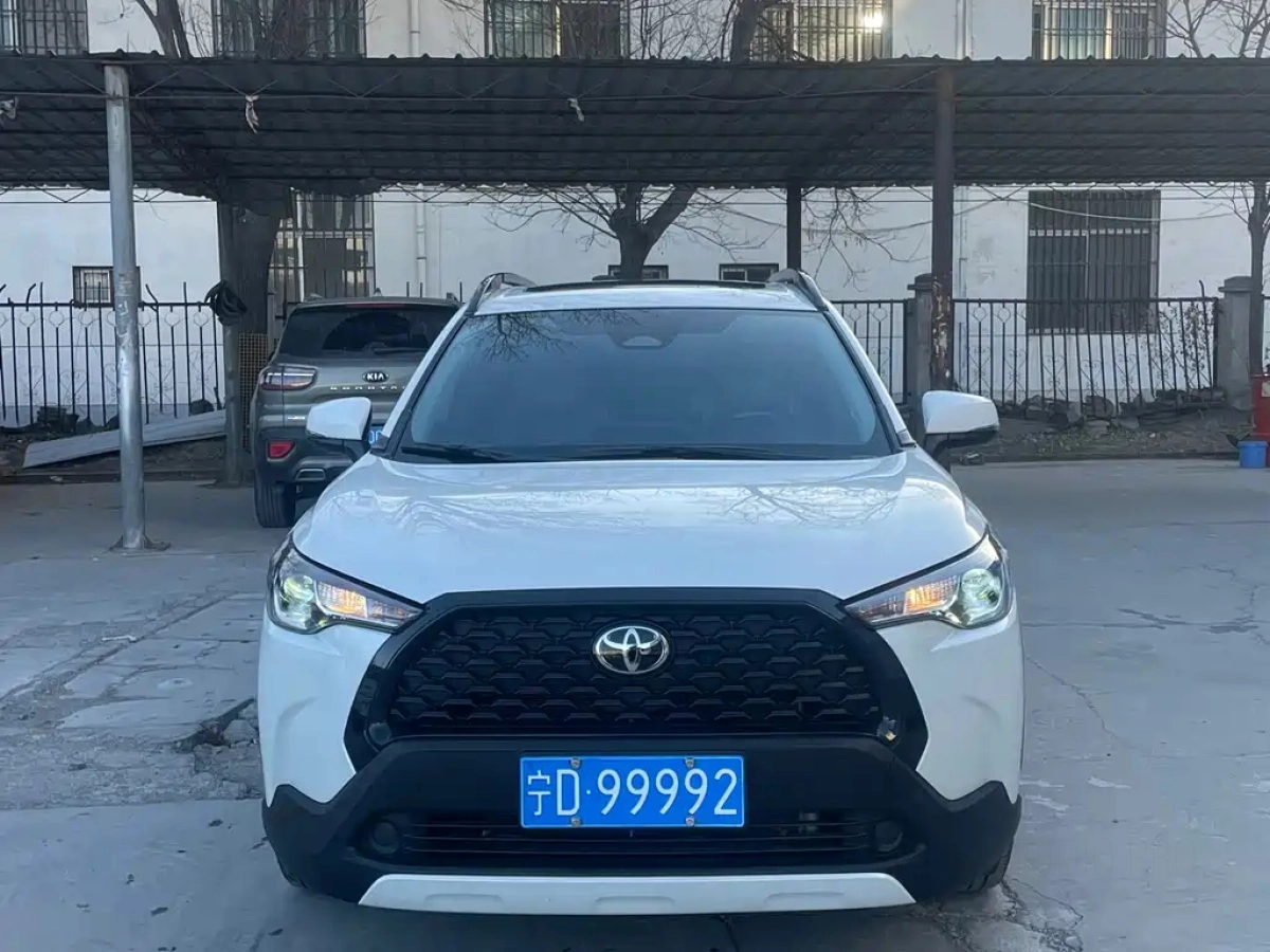 TOYOTA COROLLA CROSS