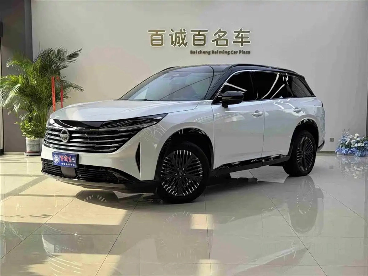 NISSAN PATHFINDER  2025