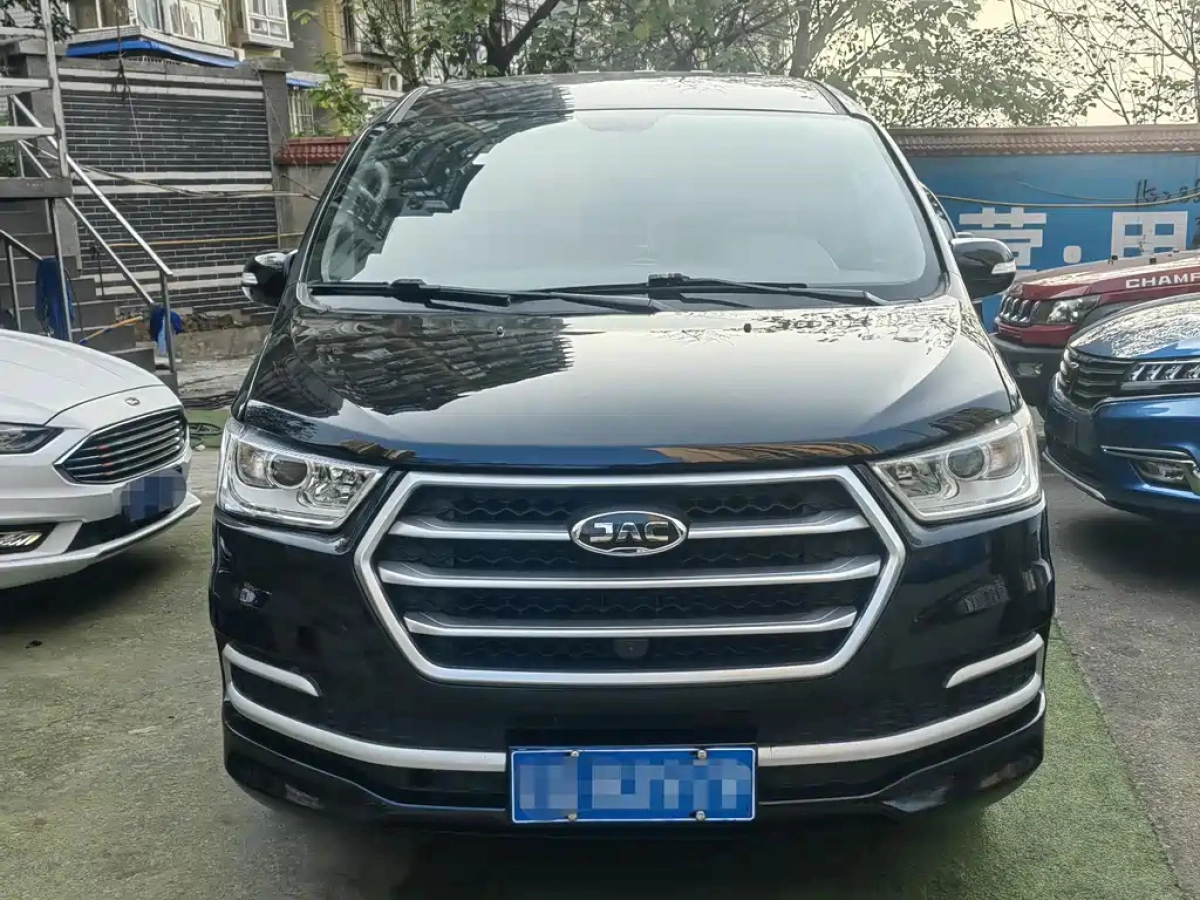 JAC REFINE REFINE M4