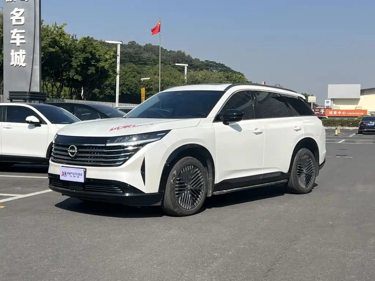 NISSAN PATHFINDER  2024