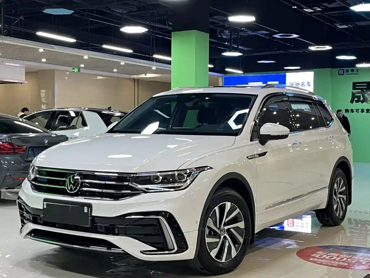 VOLKSWAGEN TIGUAN L NEW ENERGY  2024