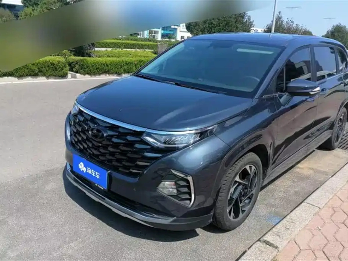 HYUNDAI CUSTO  2024