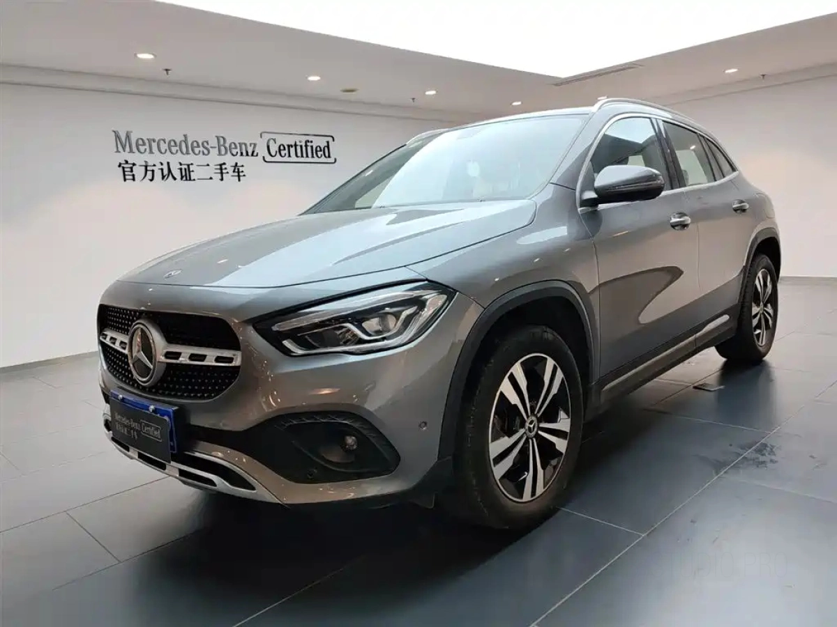 MERCEDES-BENZ GLA  2021