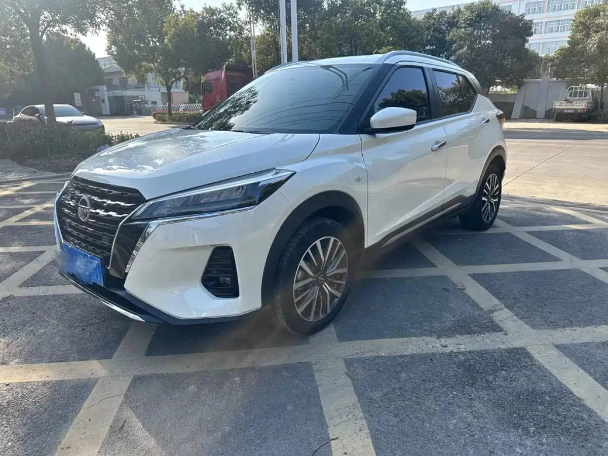 NISSAN KICKS