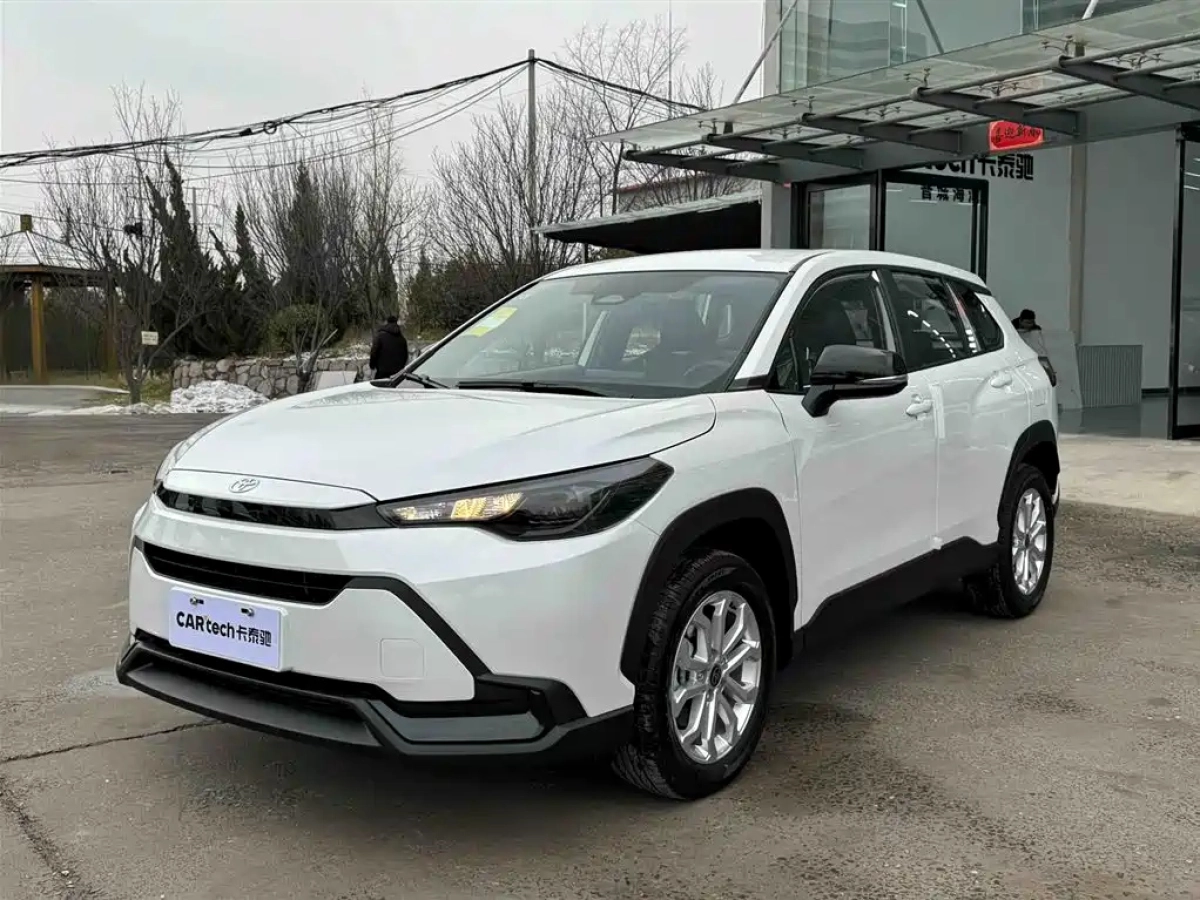 TOYOTA COROLLA CROSS  2025