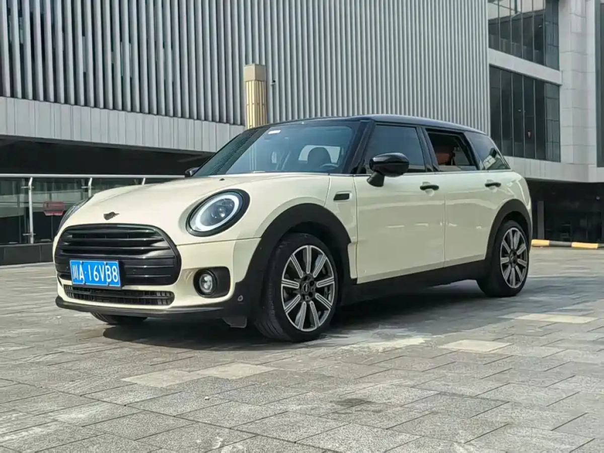 MINI CLUBMAN