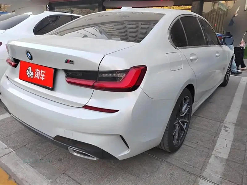 BMW 3-SERIES