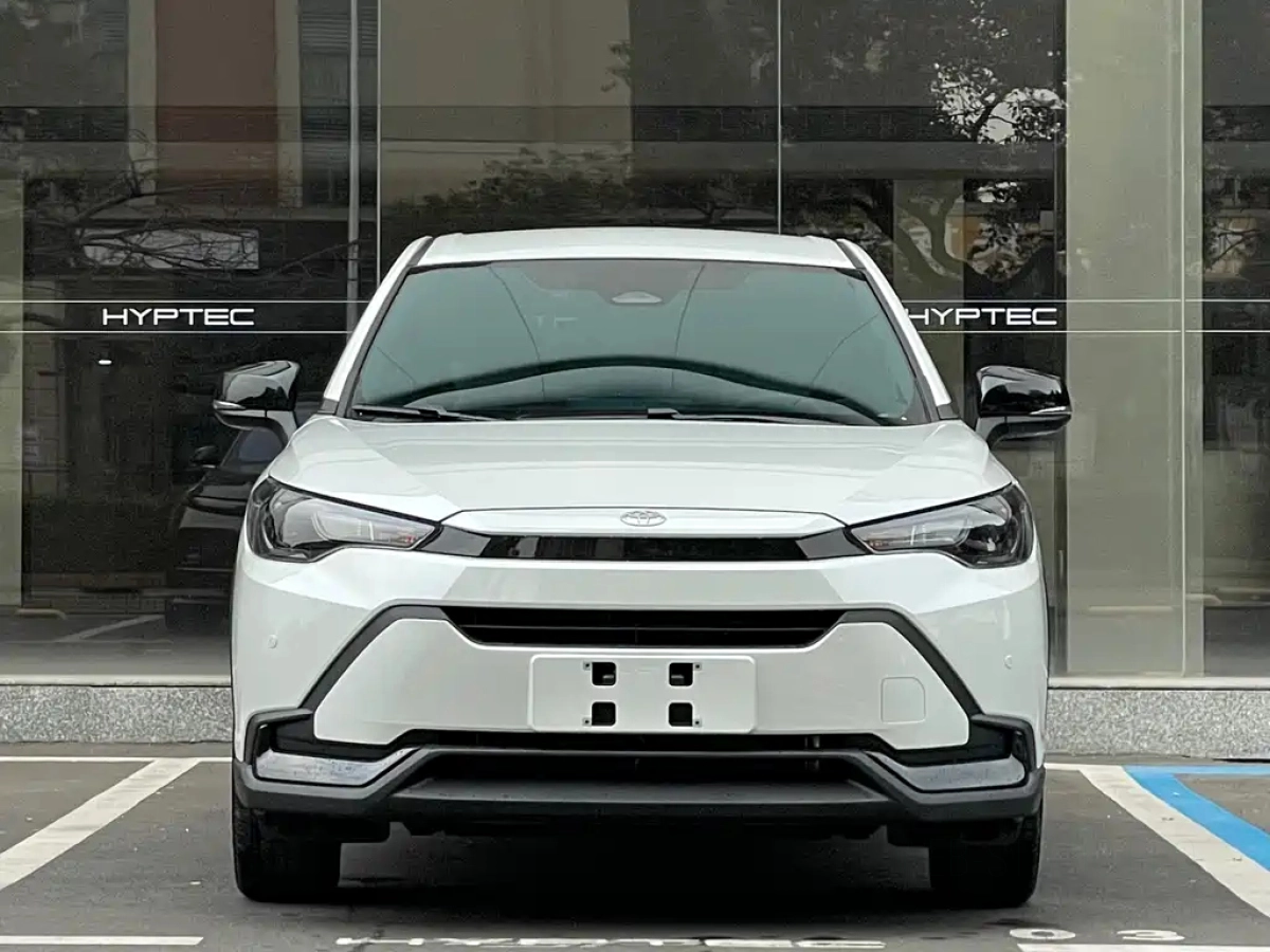 TOYOTA COROLLA CROSS  2025