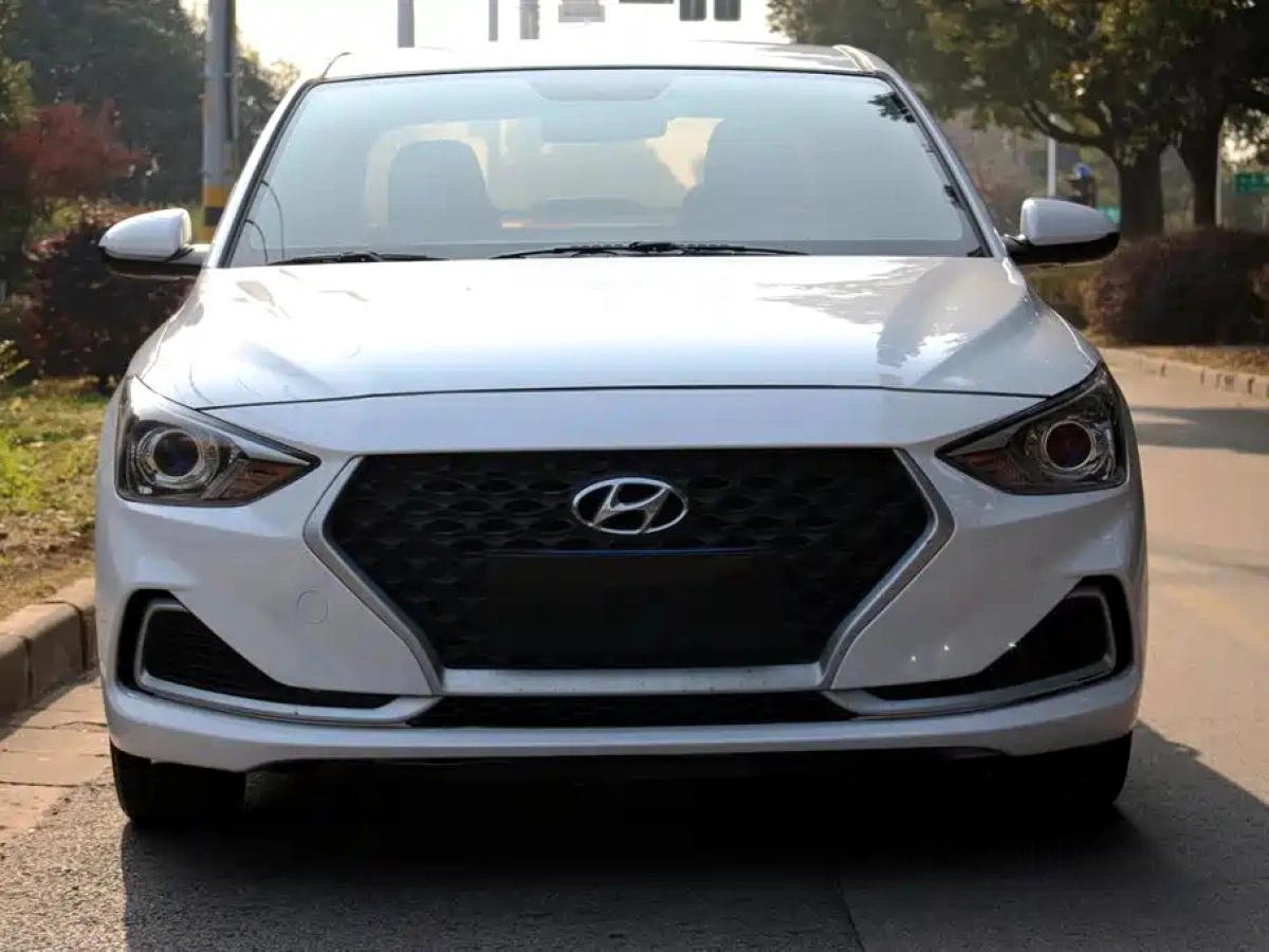 HYUNDAI ELANTRA YUEDONG