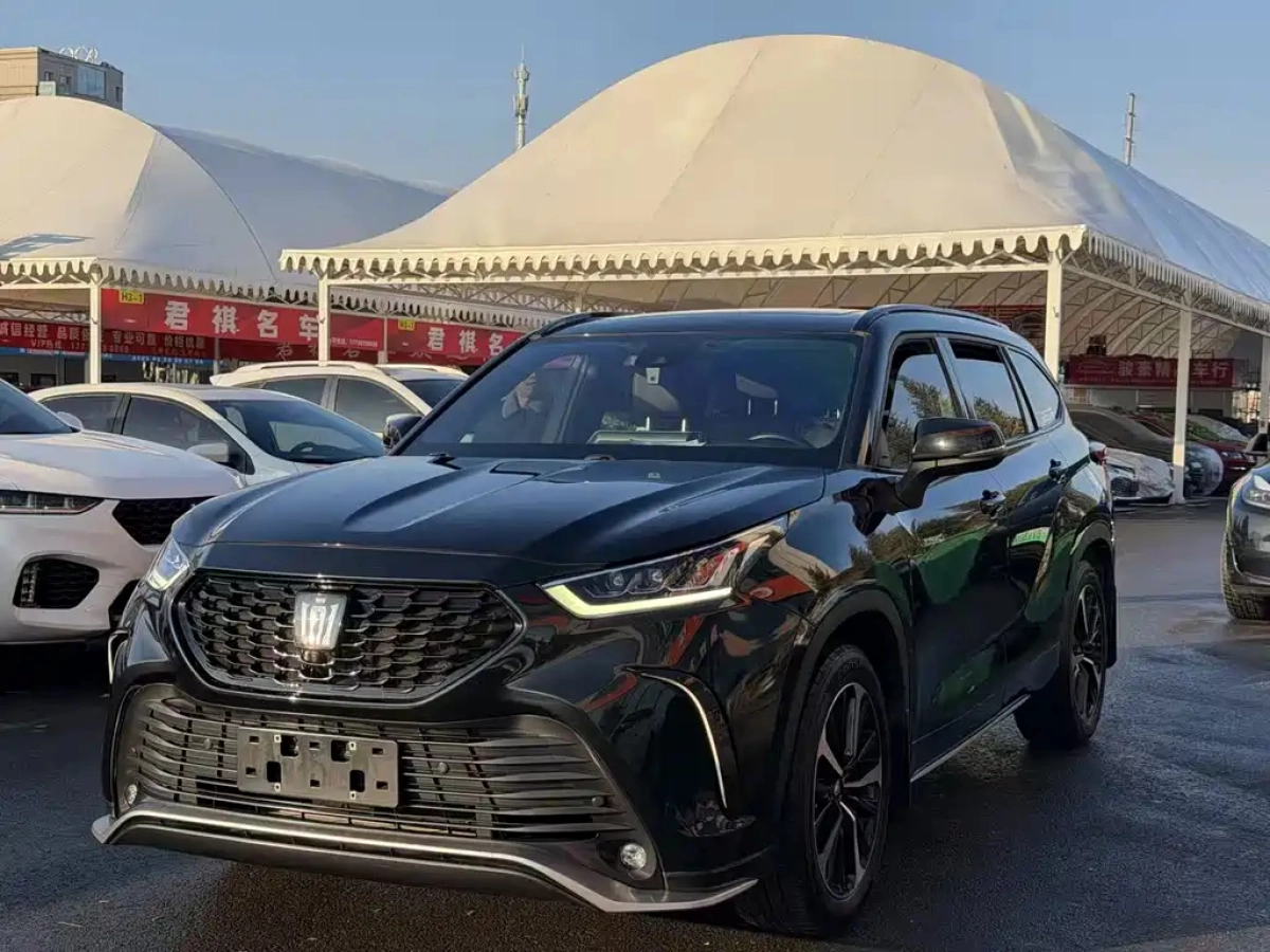 TOYOTA CROWN KLUGER  2022