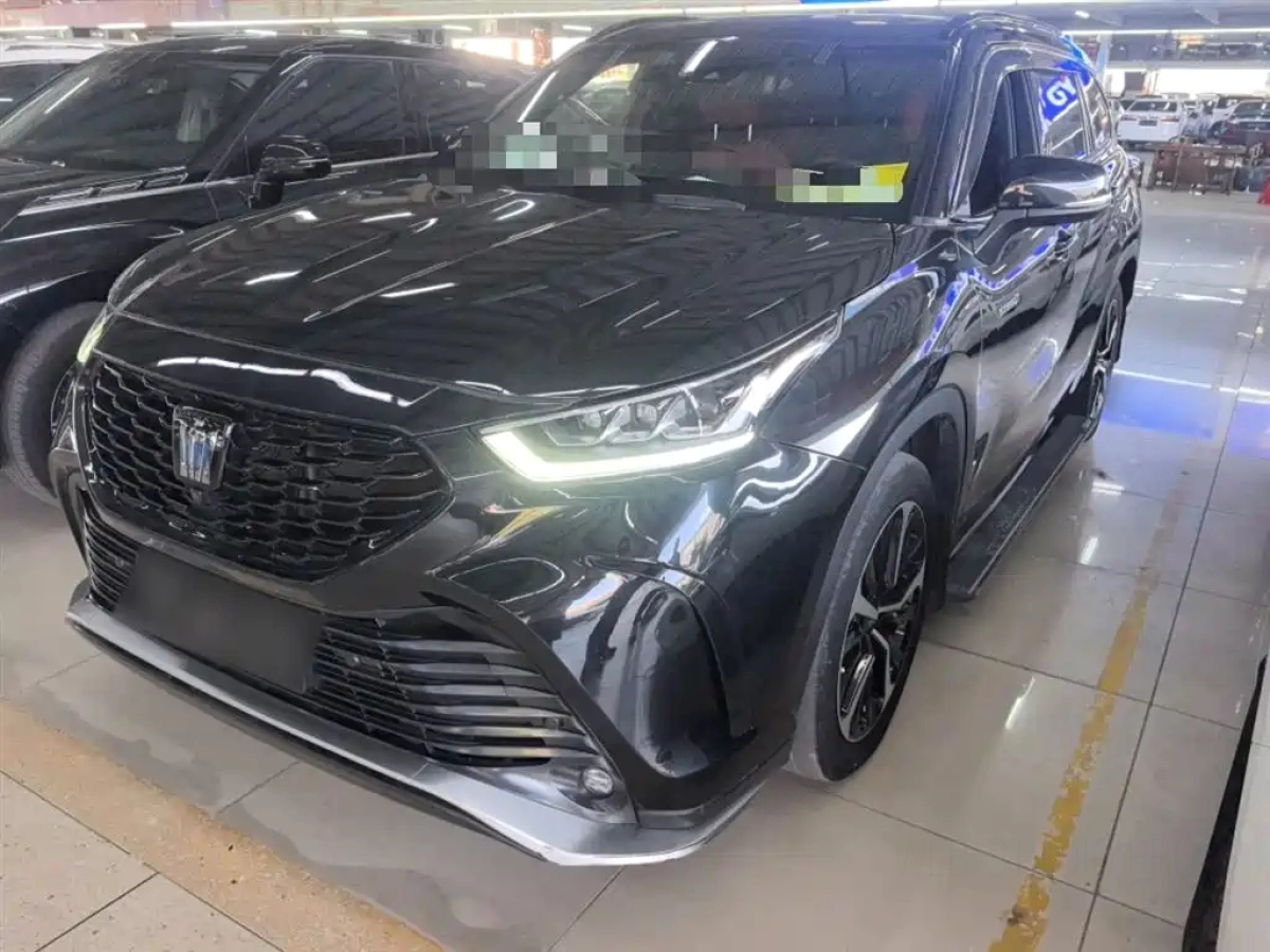 TOYOTA CROWN KLUGER  2022