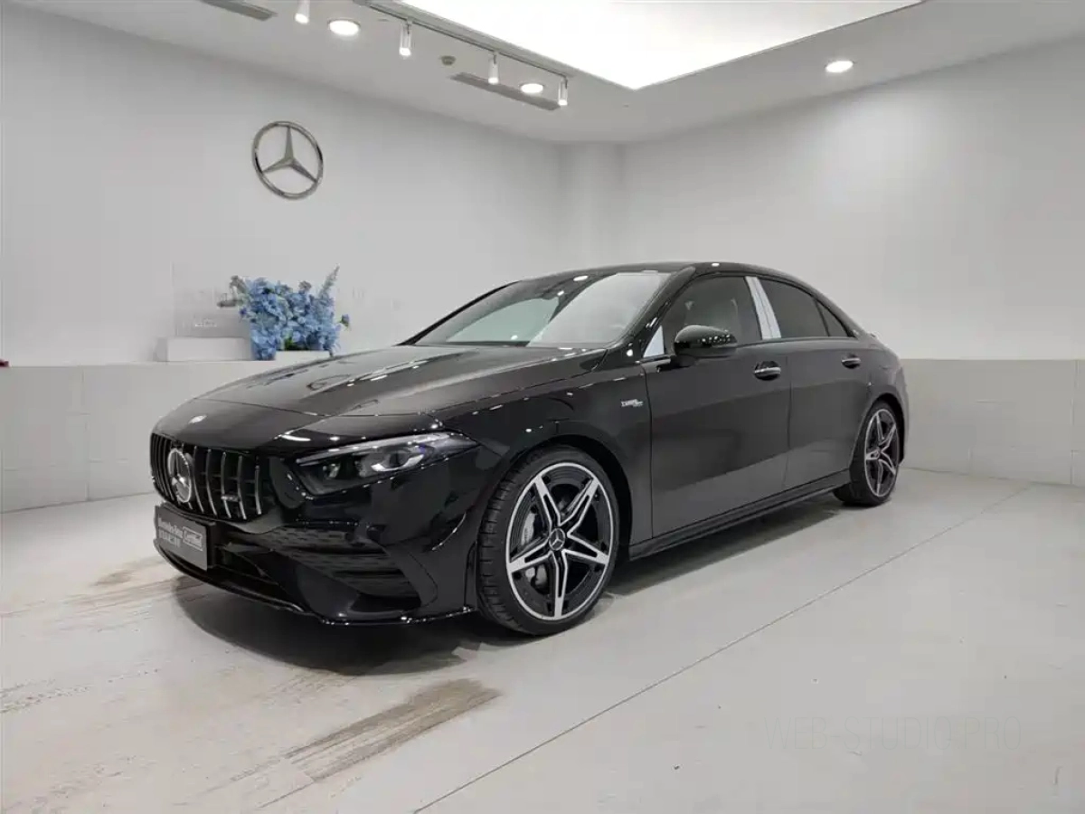 MERCEDES-BENZ A-CLASS AMG  2025