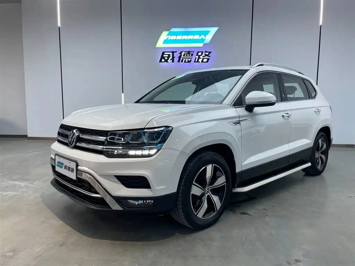 VOLKSWAGEN THARU  2021