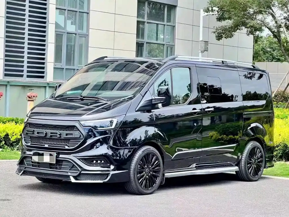 FORD TOURNEO  2024