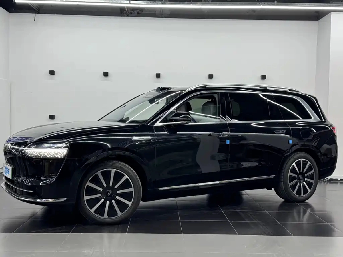 HUAWEI HIMA M9  2025