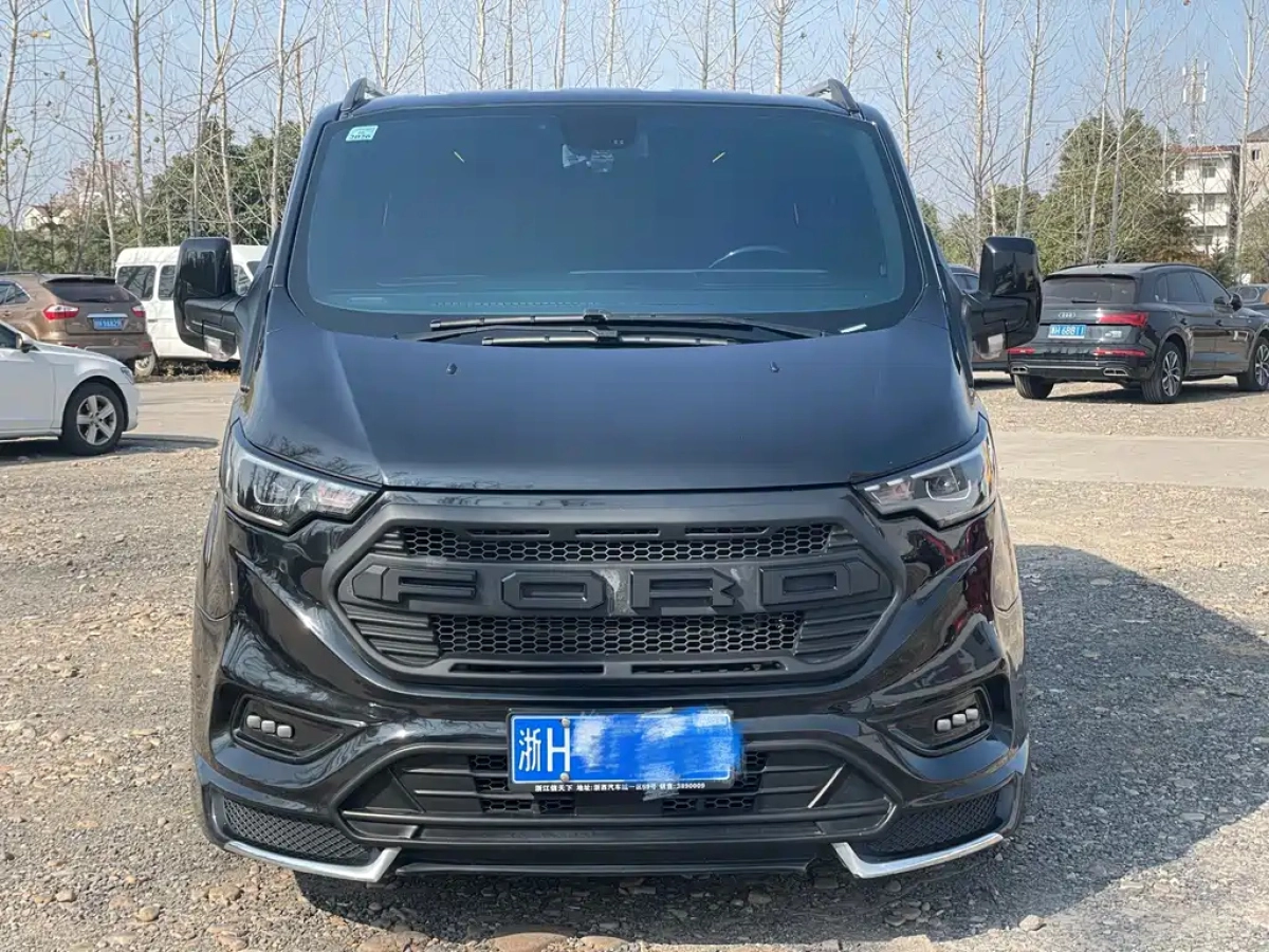FORD TOURNEO