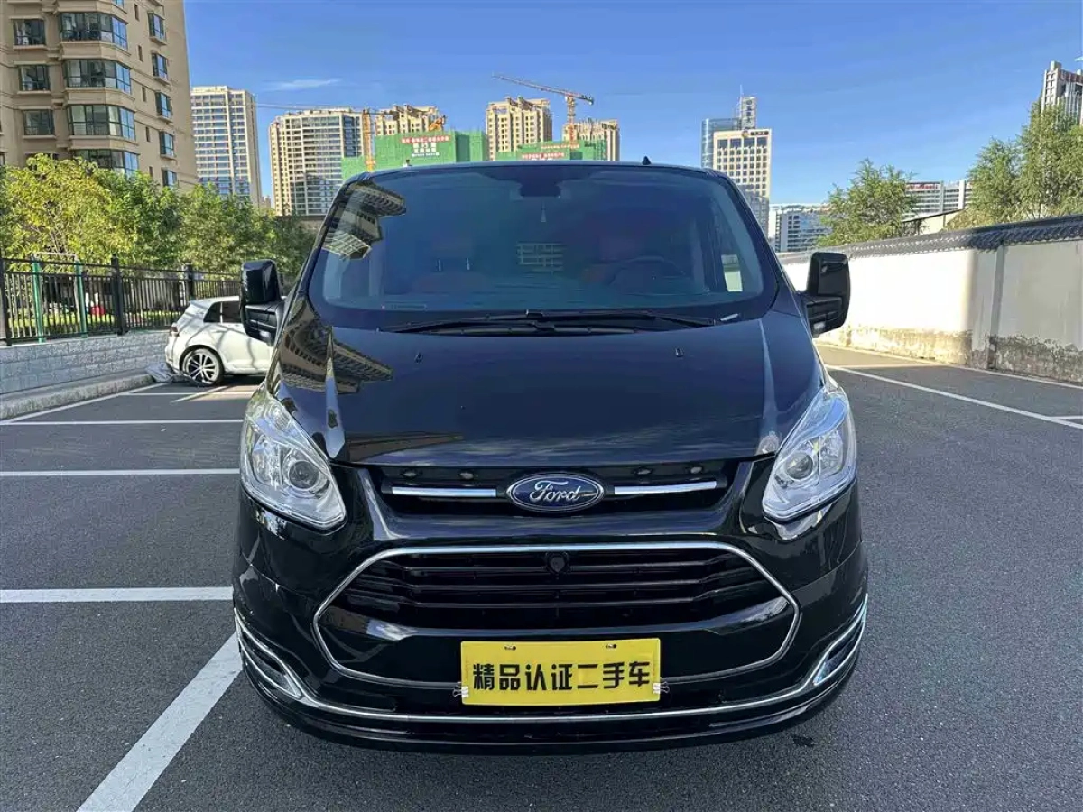 FORD TOURNEO