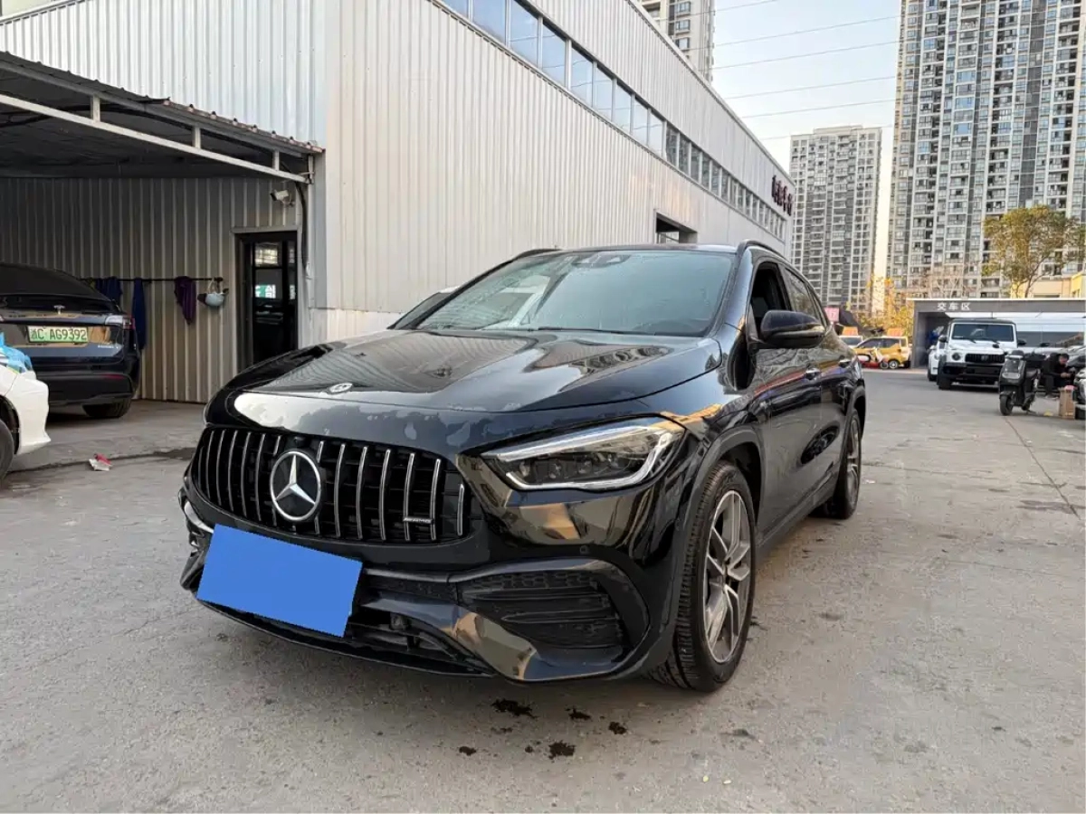 MERCEDES-BENZ CLA AMG  2021