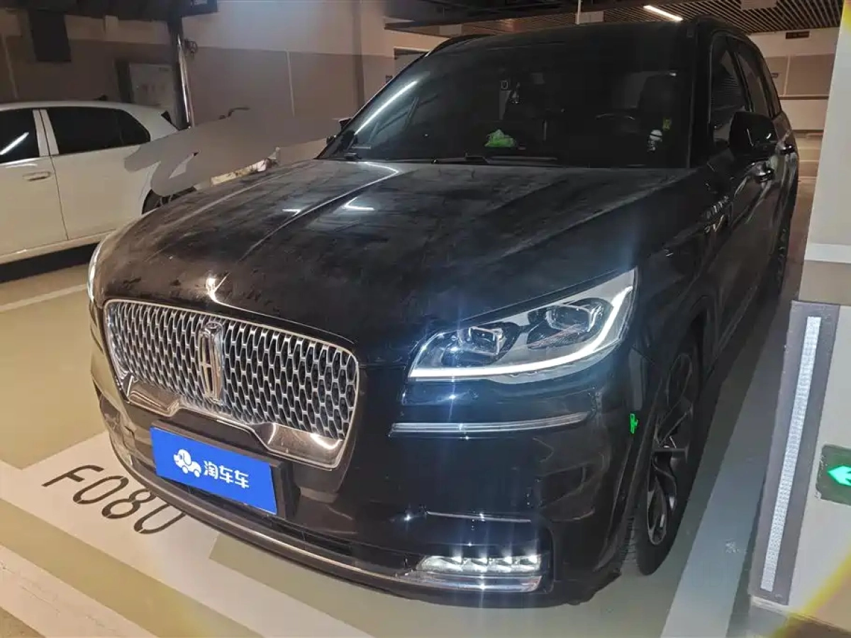 LINCOLN AVIATOR  2020