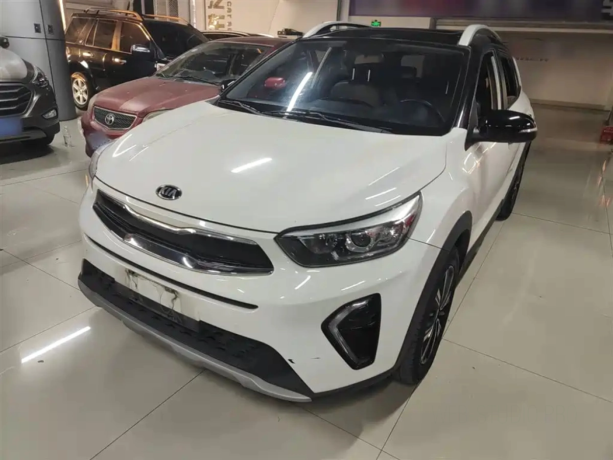 KIA KX1