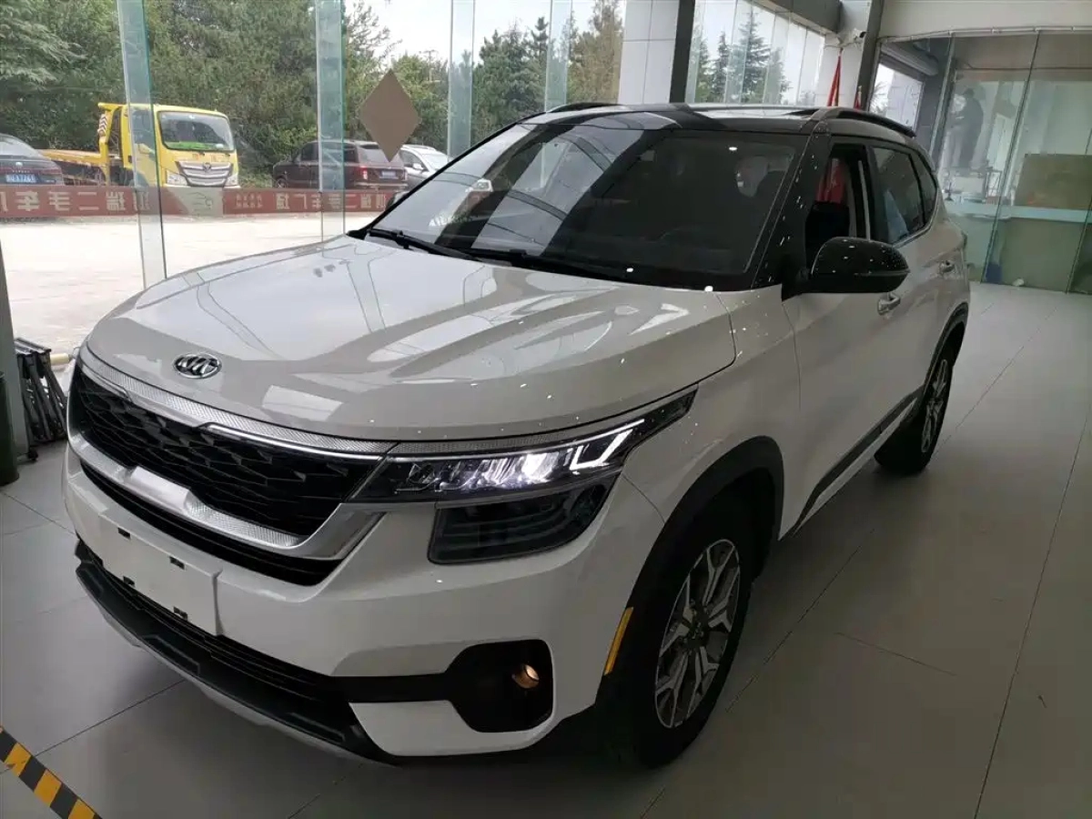 KIA KX3