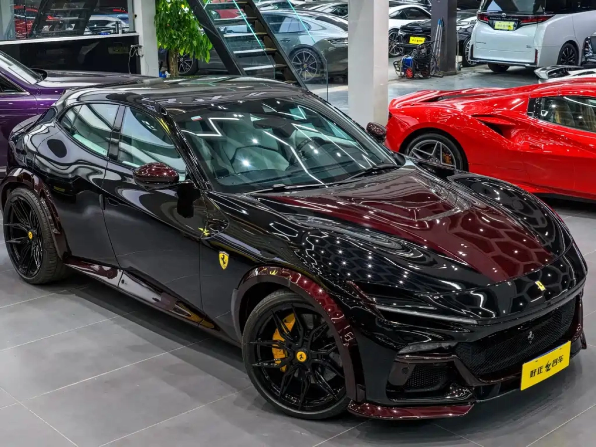 FERRARI PUROSANGUE  2025