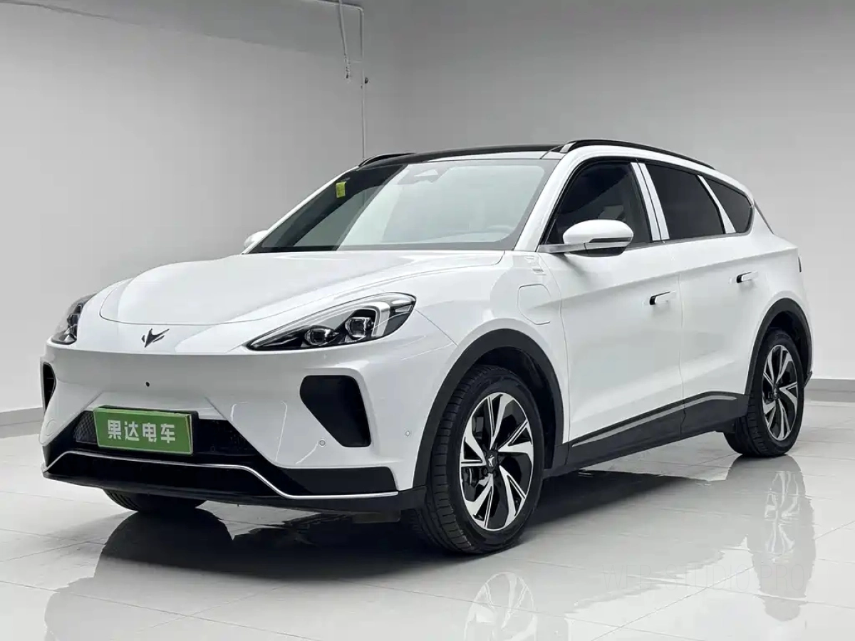 ARCFOX ALPHA T6  2025