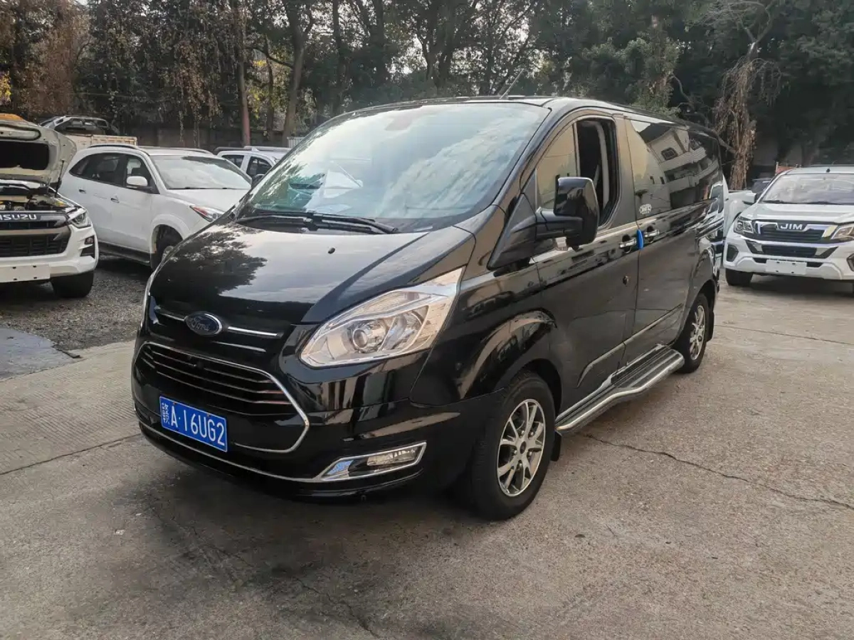 FORD TOURNEO  2019