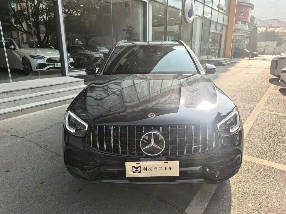 MERCEDES-BENZ GLC AMG