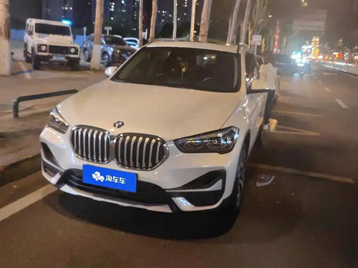 BMW X1  2020