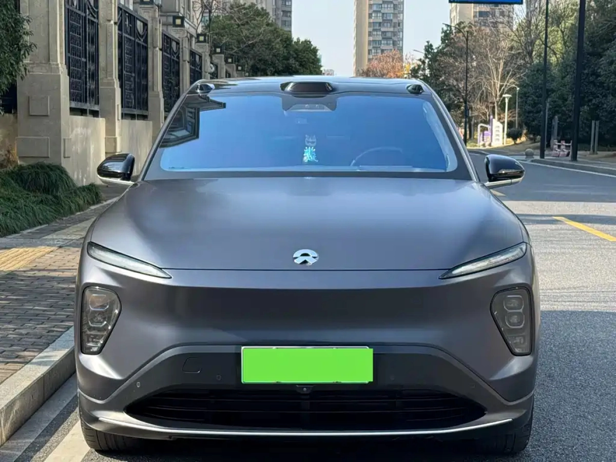 NIO EC7