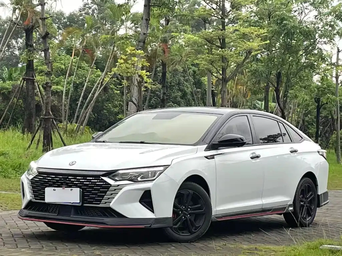 DONGFENG AEOLUS YIXUAN MAX