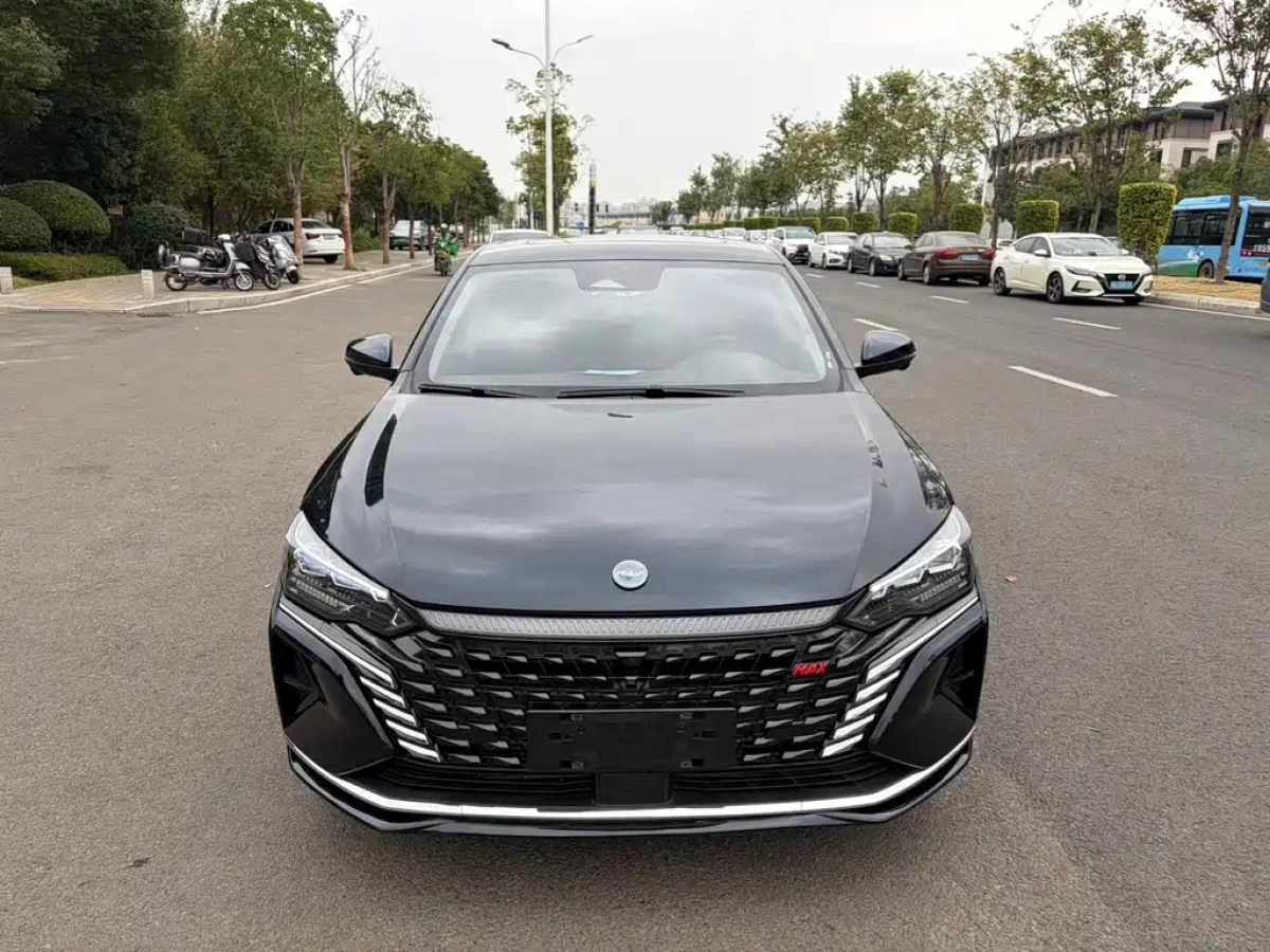 DONGFENG AEOLUS YIXUAN MAX