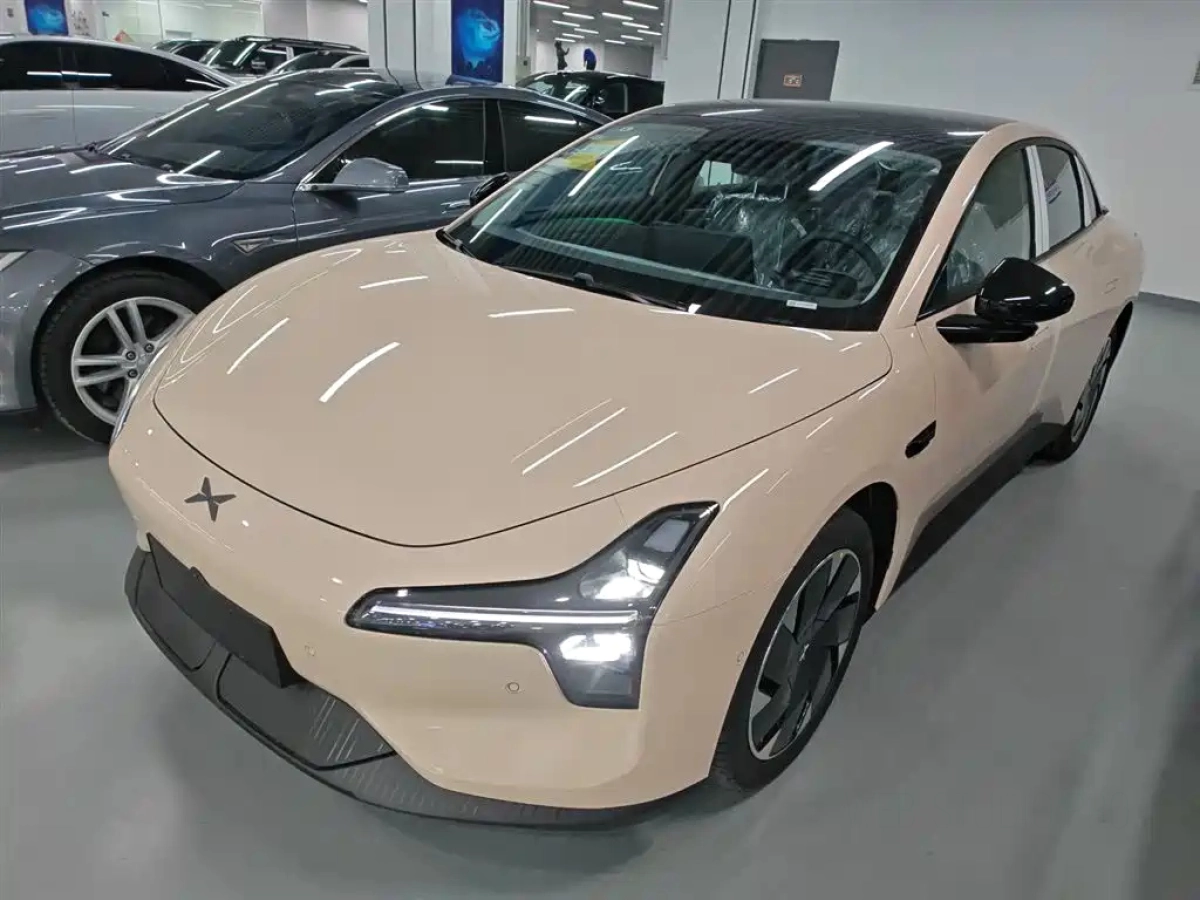 XPENG MONA M03  2026