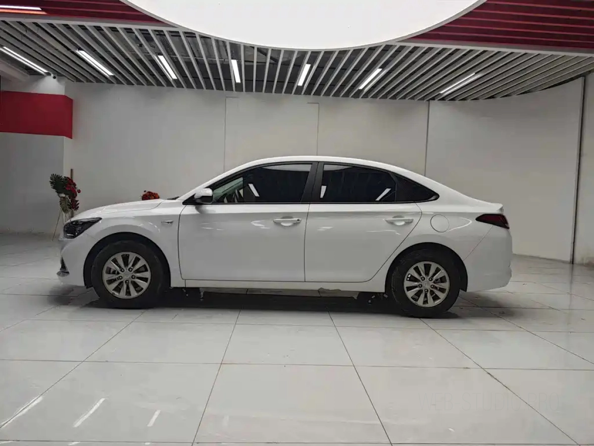 HYUNDAI ELANTRA YUEDONG