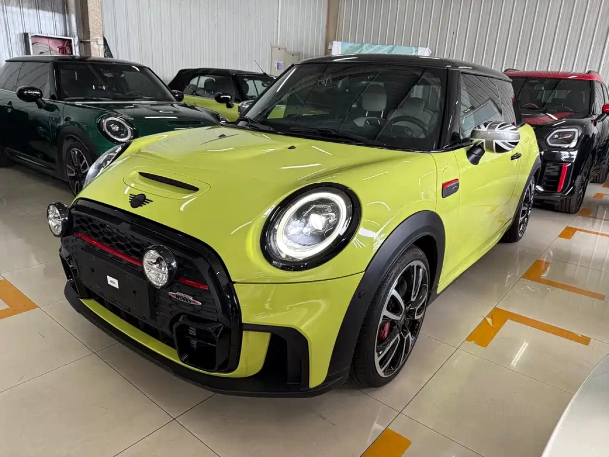 MINI JCW  2022