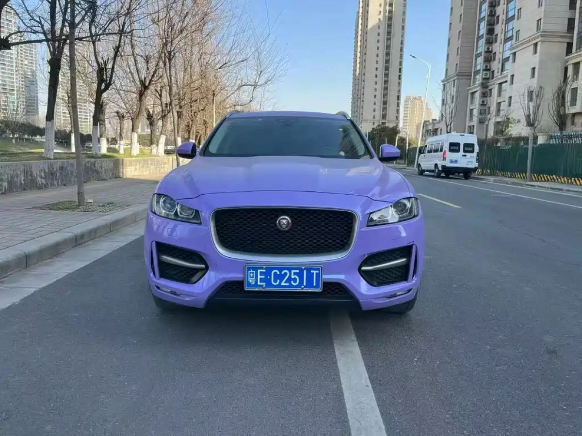 JAGUAR F-PACE