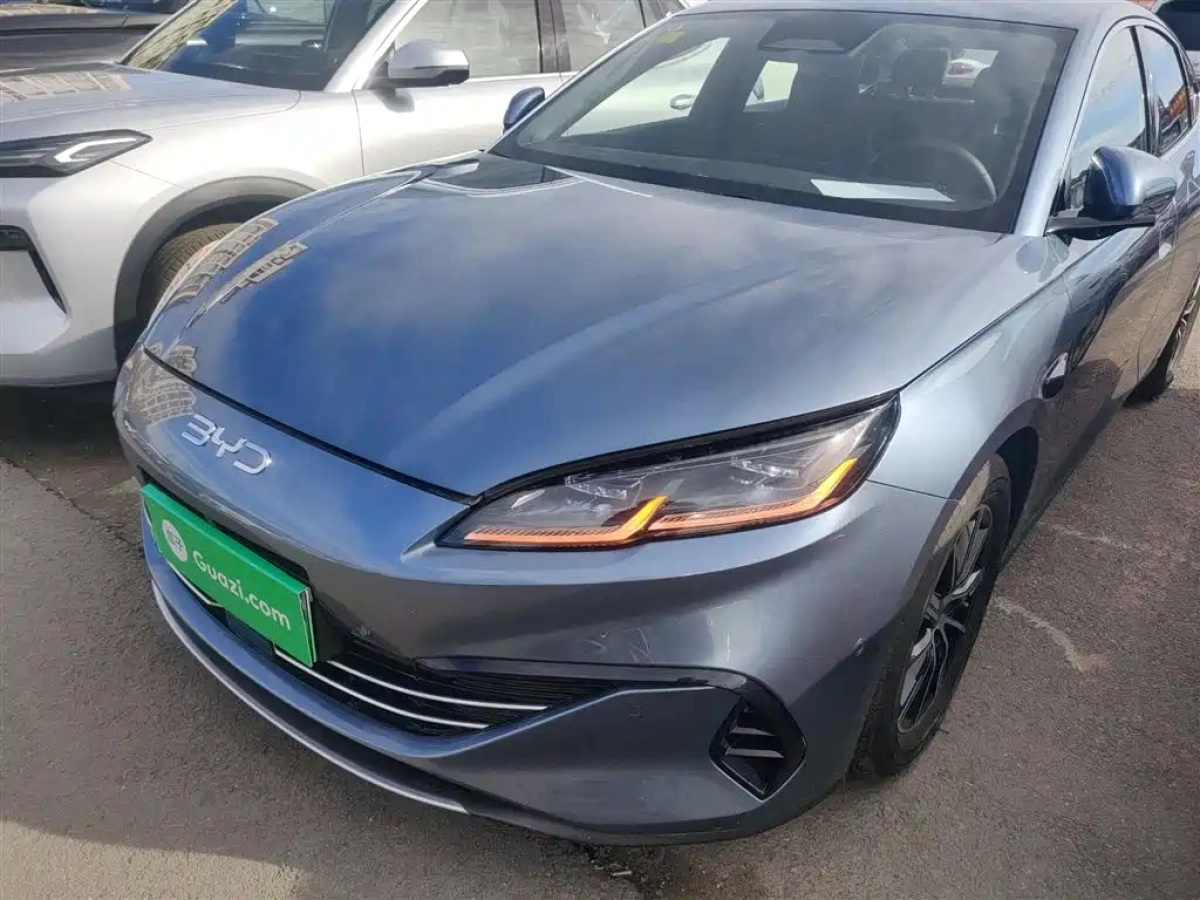 BYD SEAL 06 DM-I  2025