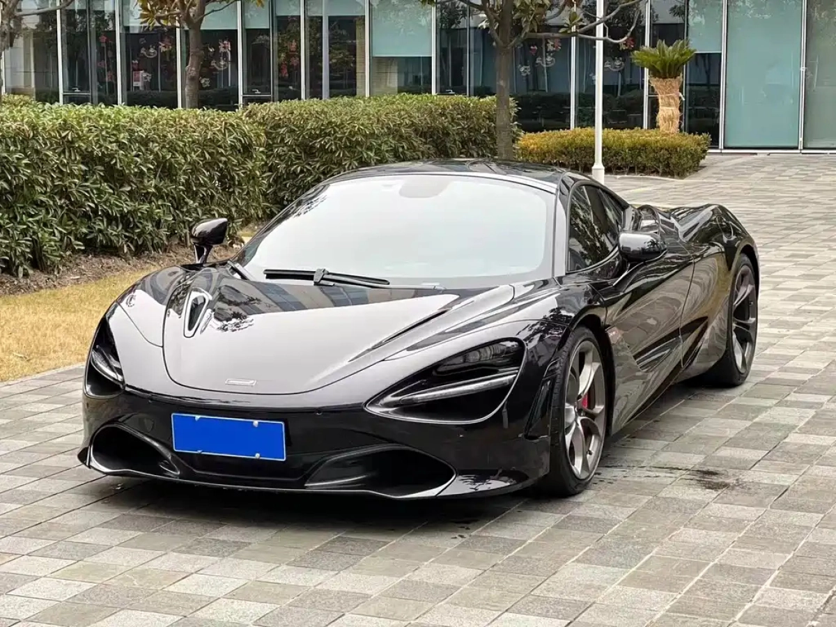 MCLAREN 720S