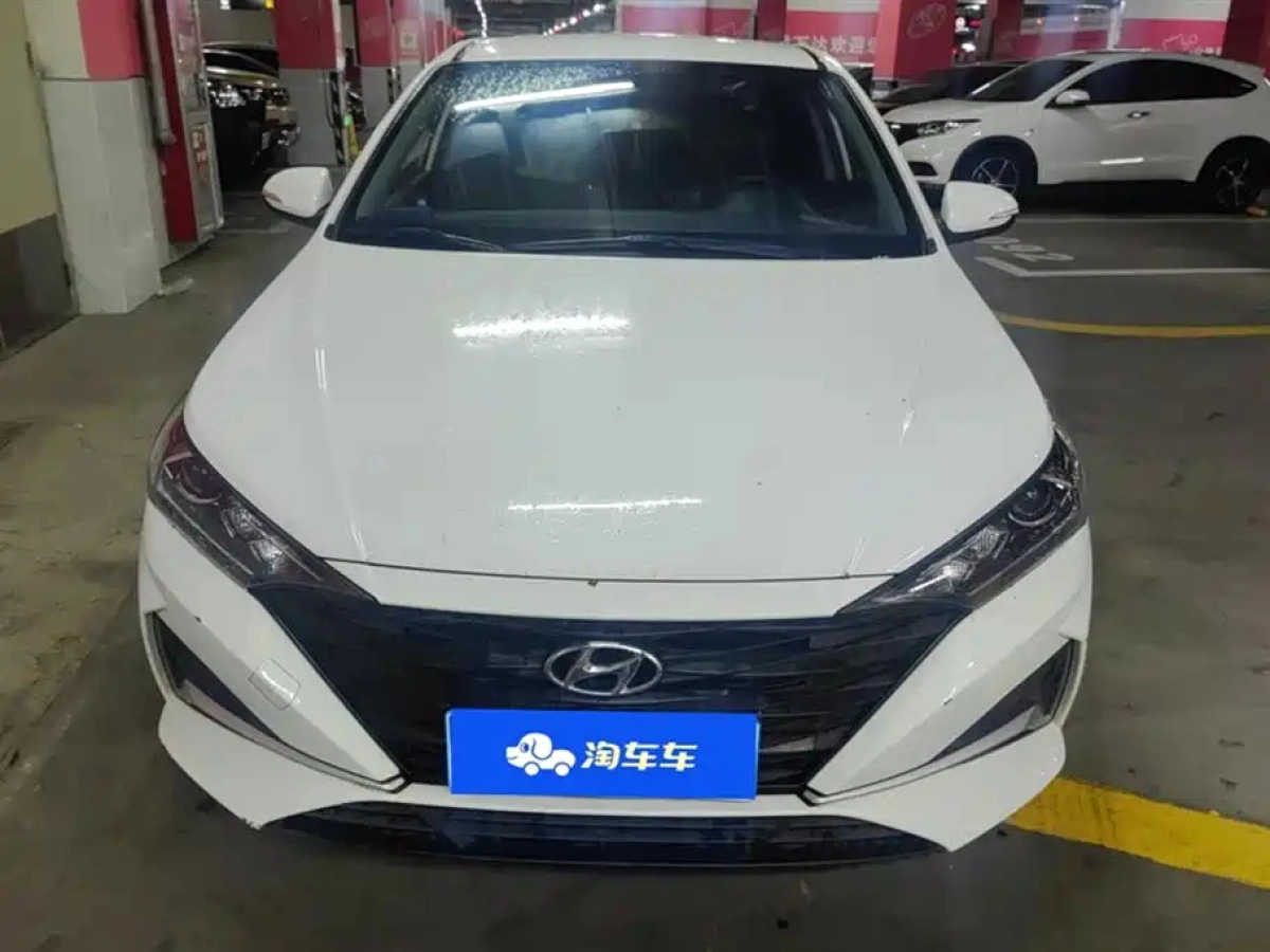 HYUNDAI VERNA
