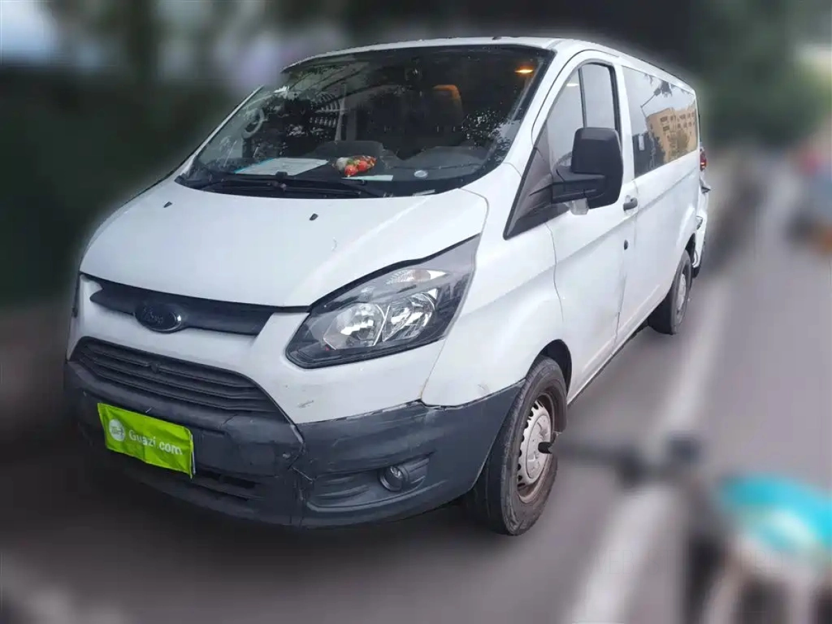 FORD TRANSIT  2023