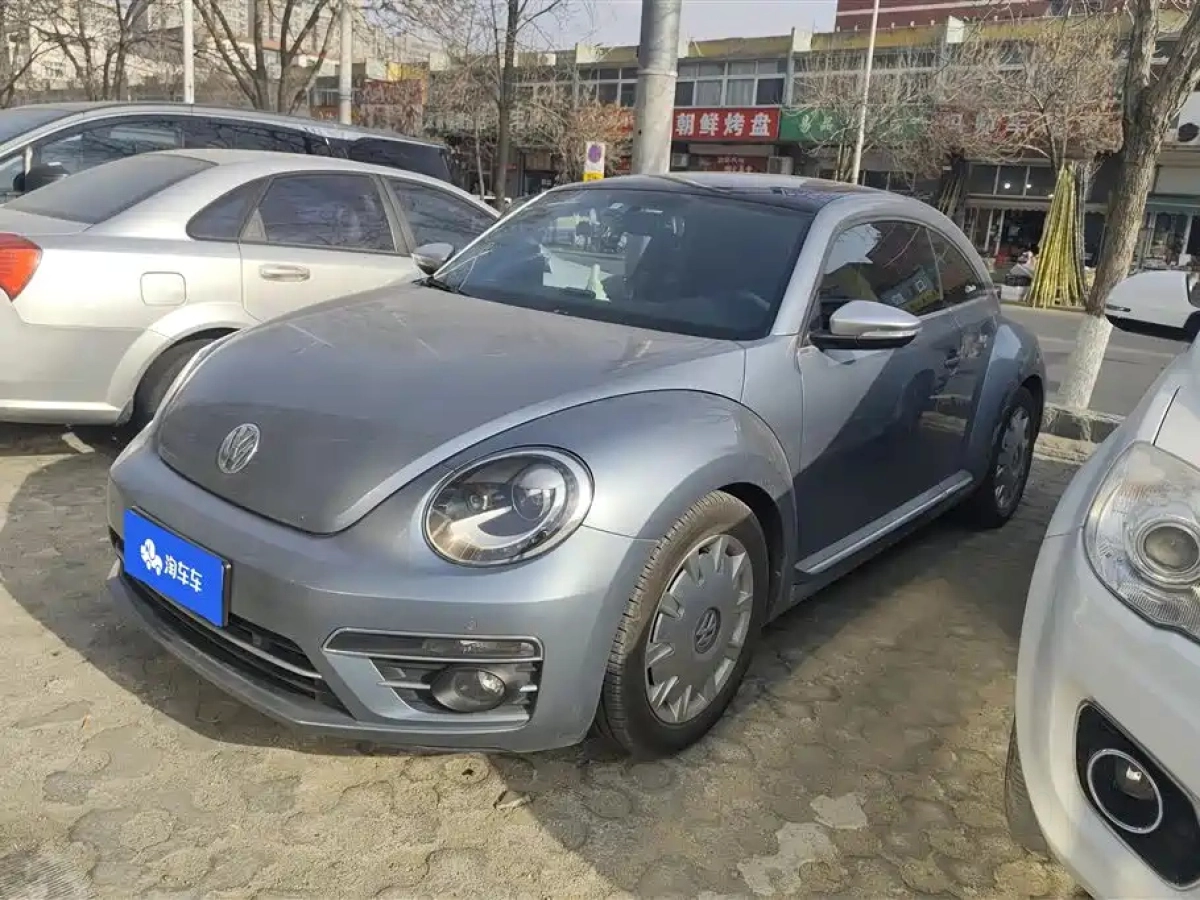 VOLKSWAGEN BEETLE