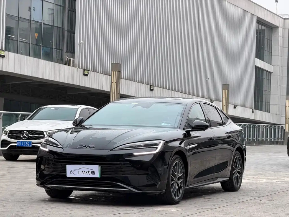 BYD SEAL 07 DM-I  2025