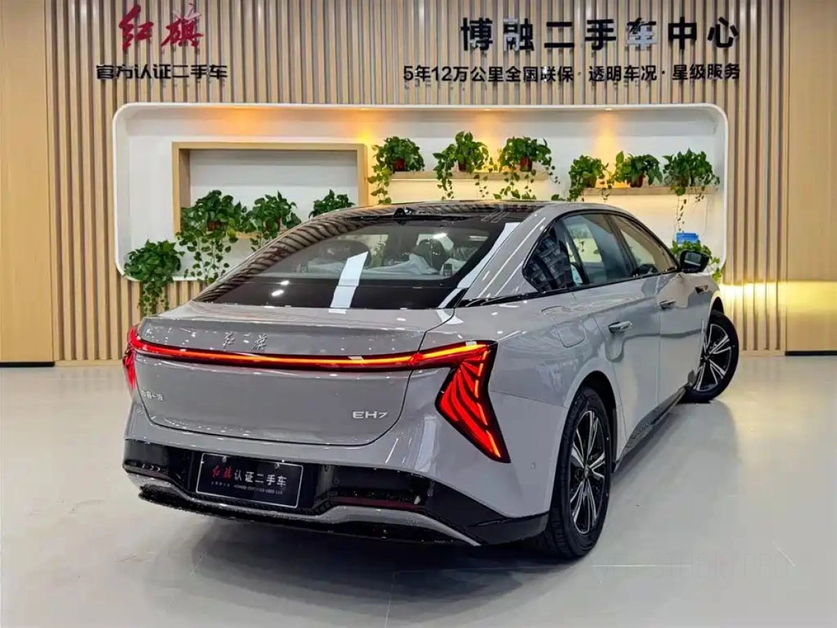 HONGQI EH7