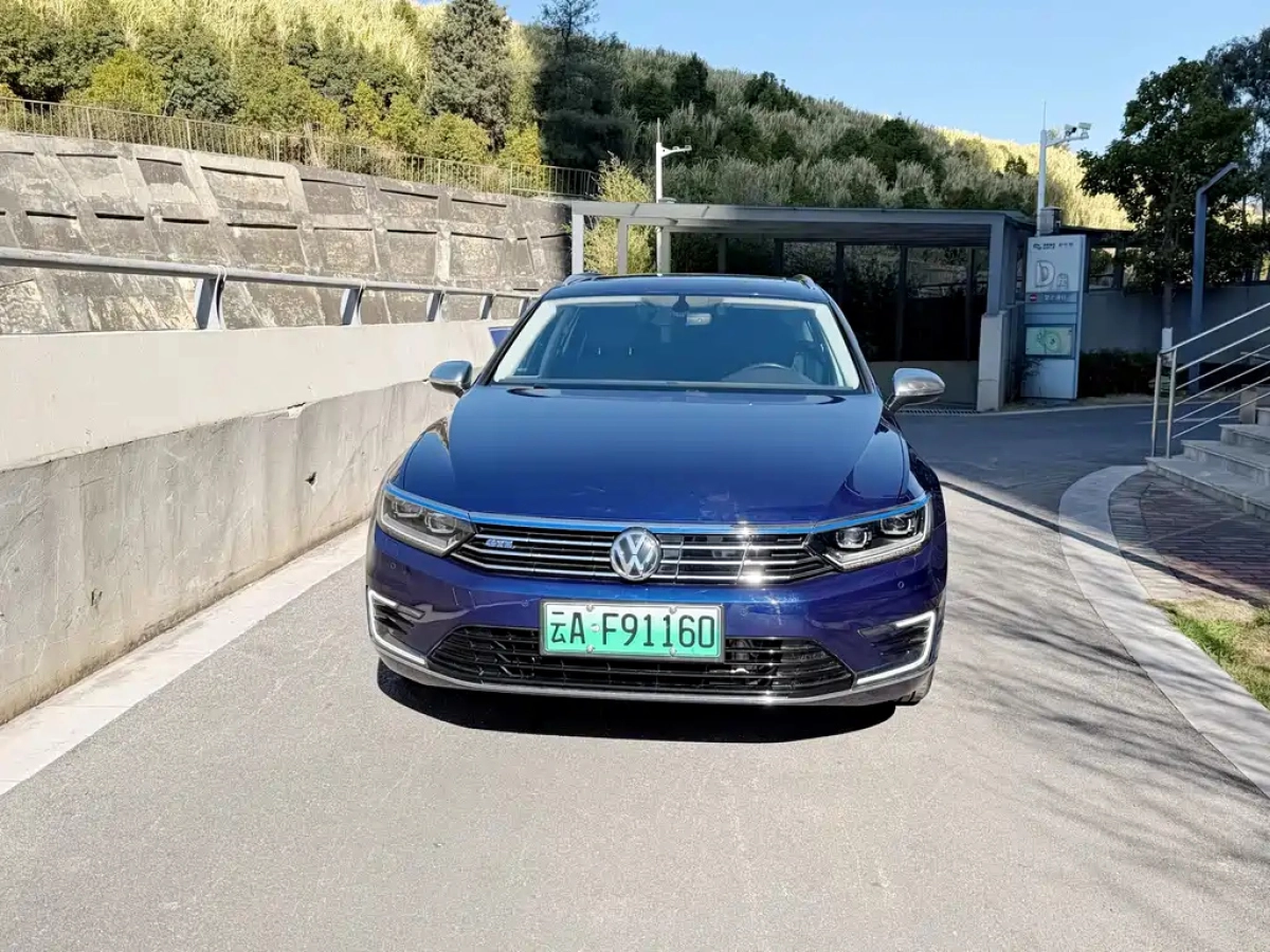 VOLKSWAGEN PASSAT VARIANT GTE