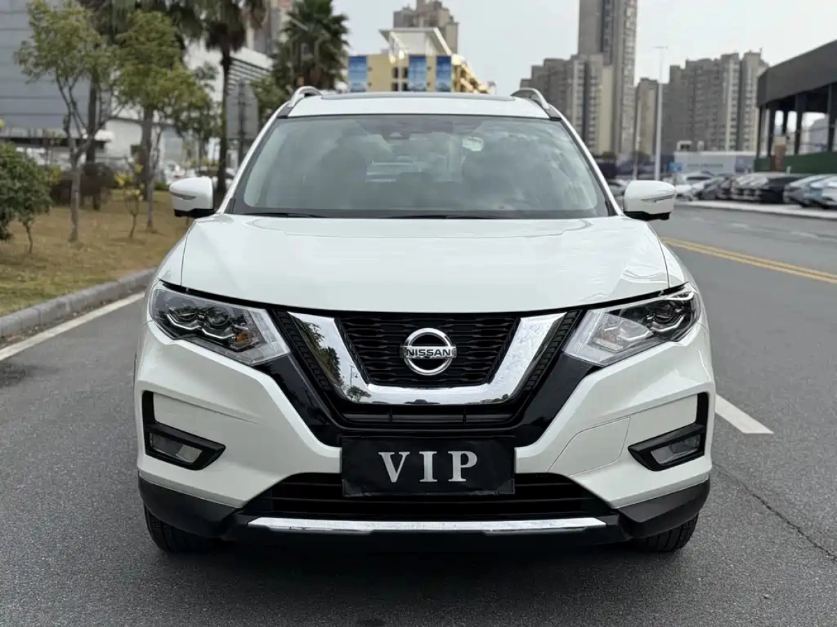 NISSAN X-TRAIL