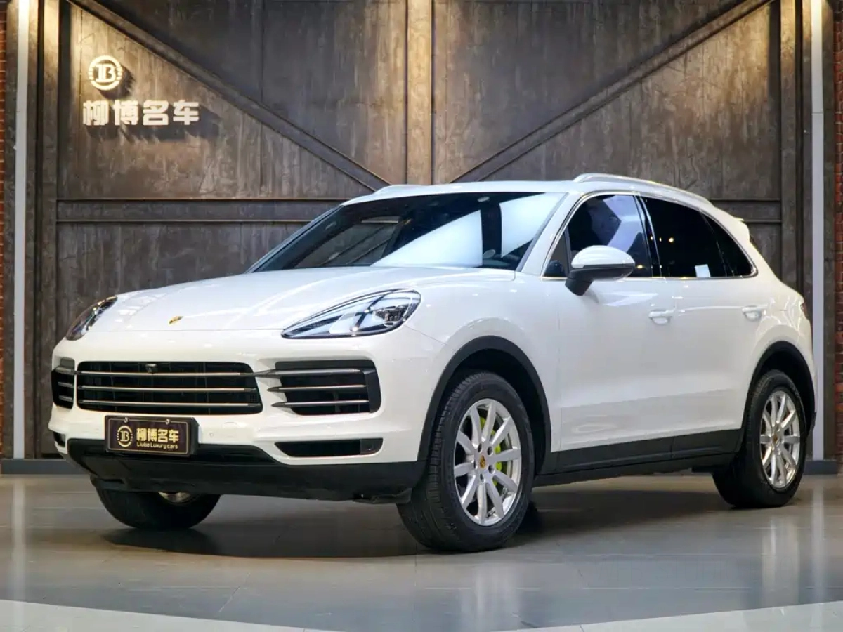 PORSCHE CAYENNE NEW ENERGY  2020