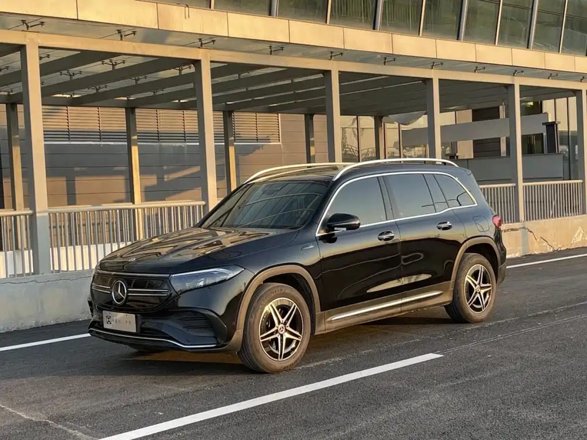 MERCEDES-BENZ EQB  2022